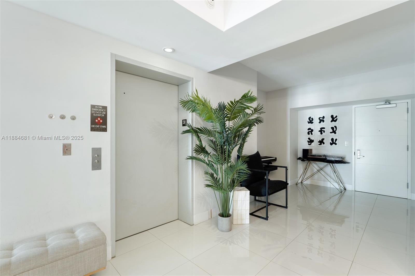 1010 Brickell Ave # 3004