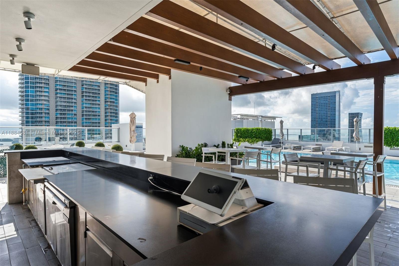 1010 Brickell Ave # 3004