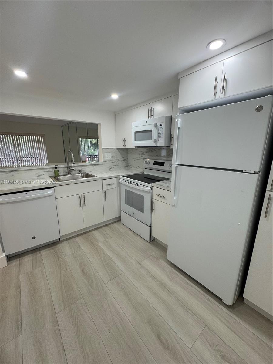 11291 SW 88th St # 202M