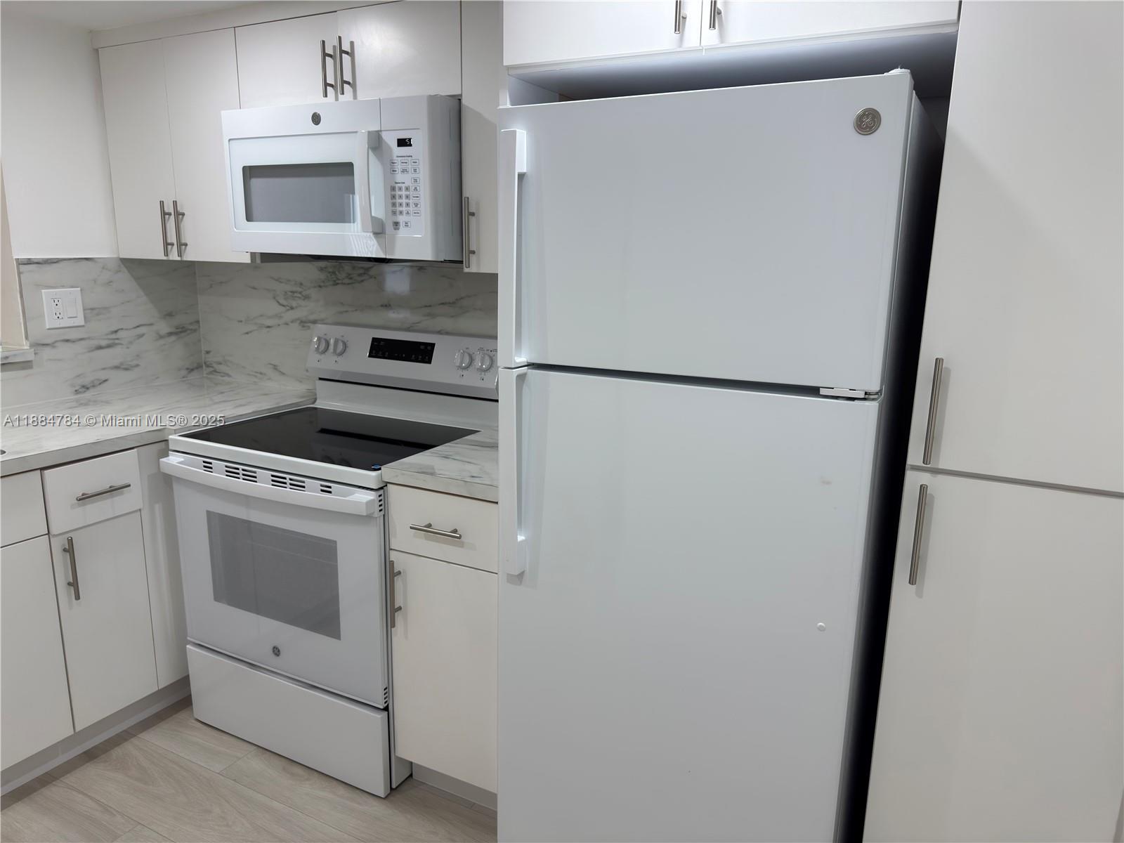 11291 SW 88th St # 202M