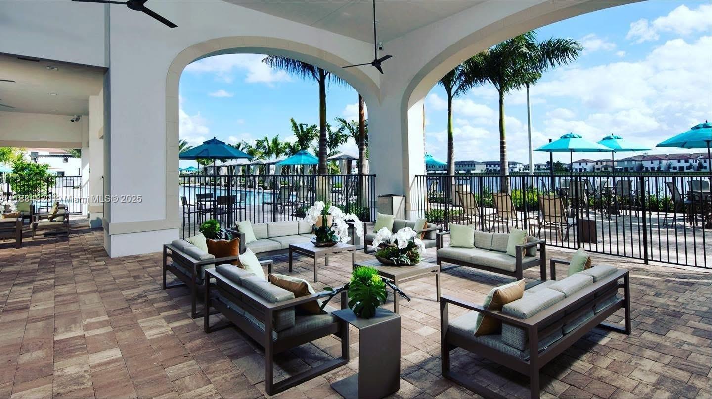 10606 W 33rd Ct # 10606