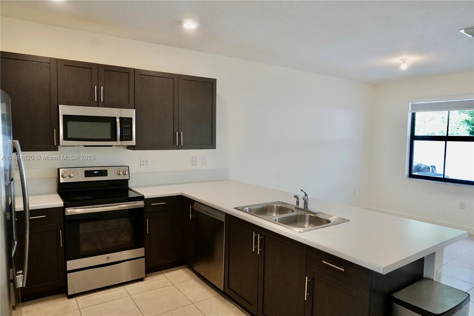 10606 W 33rd Ct # 10606