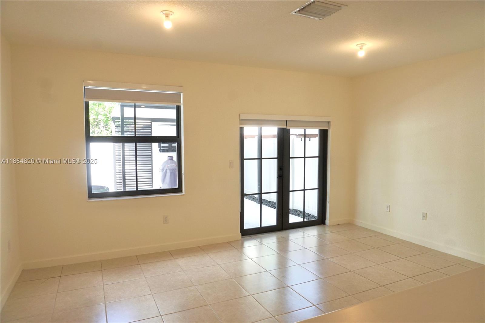 10606 W 33rd Ct # 10606