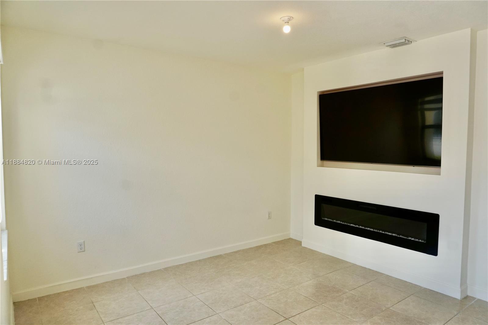 10606 W 33rd Ct # 10606