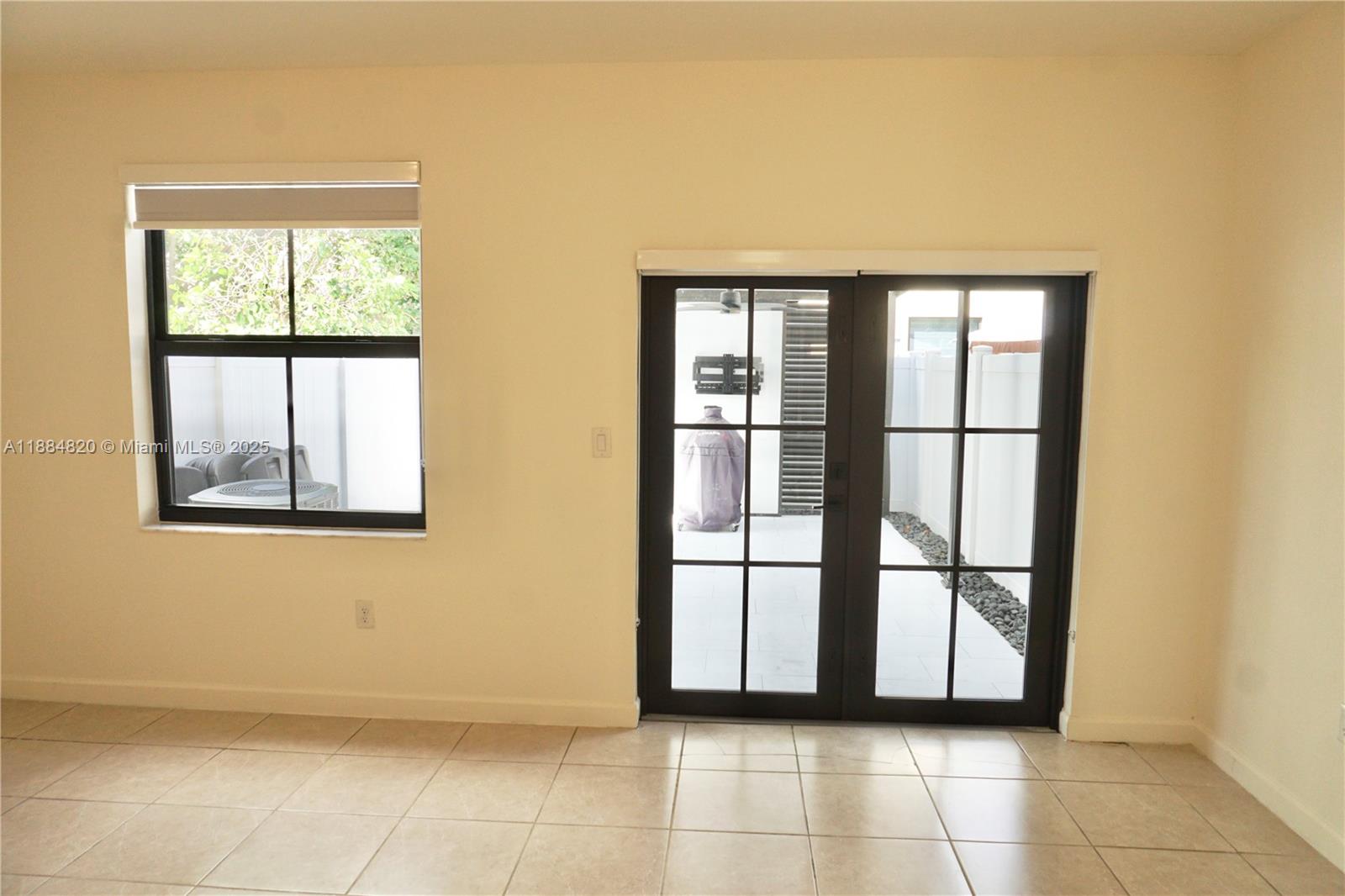 10606 W 33rd Ct # 10606