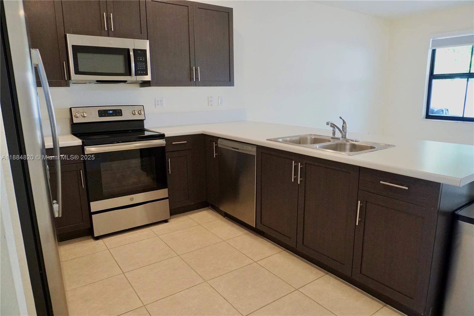 10606 W 33rd Ct # 10606