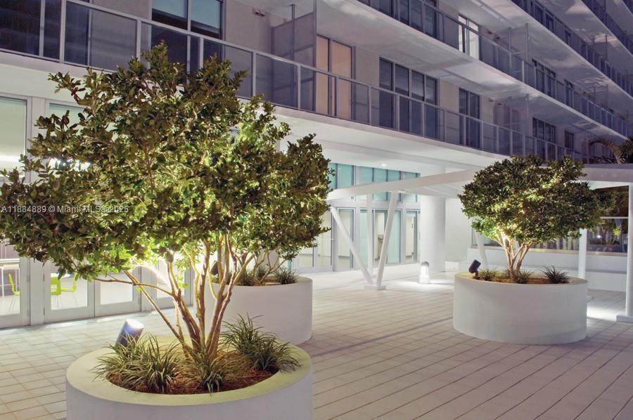 1111 SW 1st Ave Unit: 3225 SHORT TERM