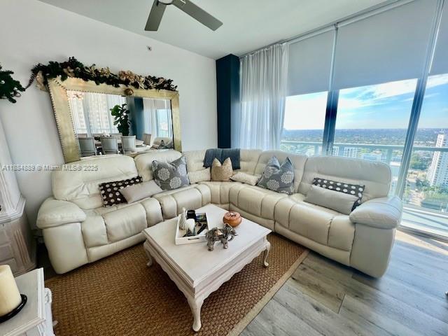 1111 SW 1st Ave Unit: 3225 SHORT TERM