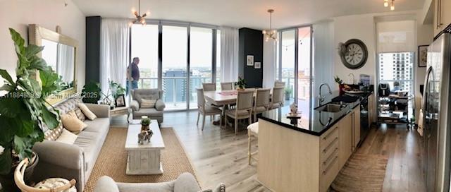 1111 SW 1st Ave Unit: 3225 SHORT TERM