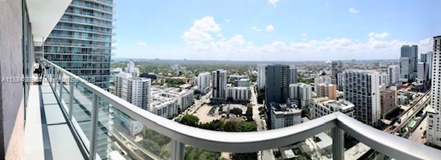 1111 SW 1st Ave Unit: 3225 SHORT TERM