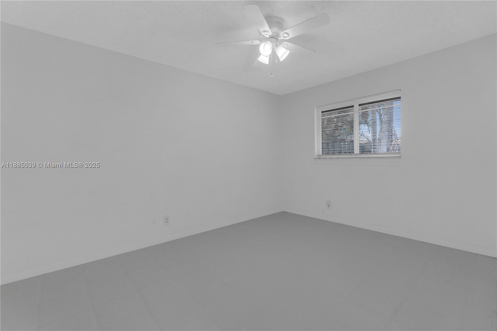 1428 NE 2nd Ave # 2