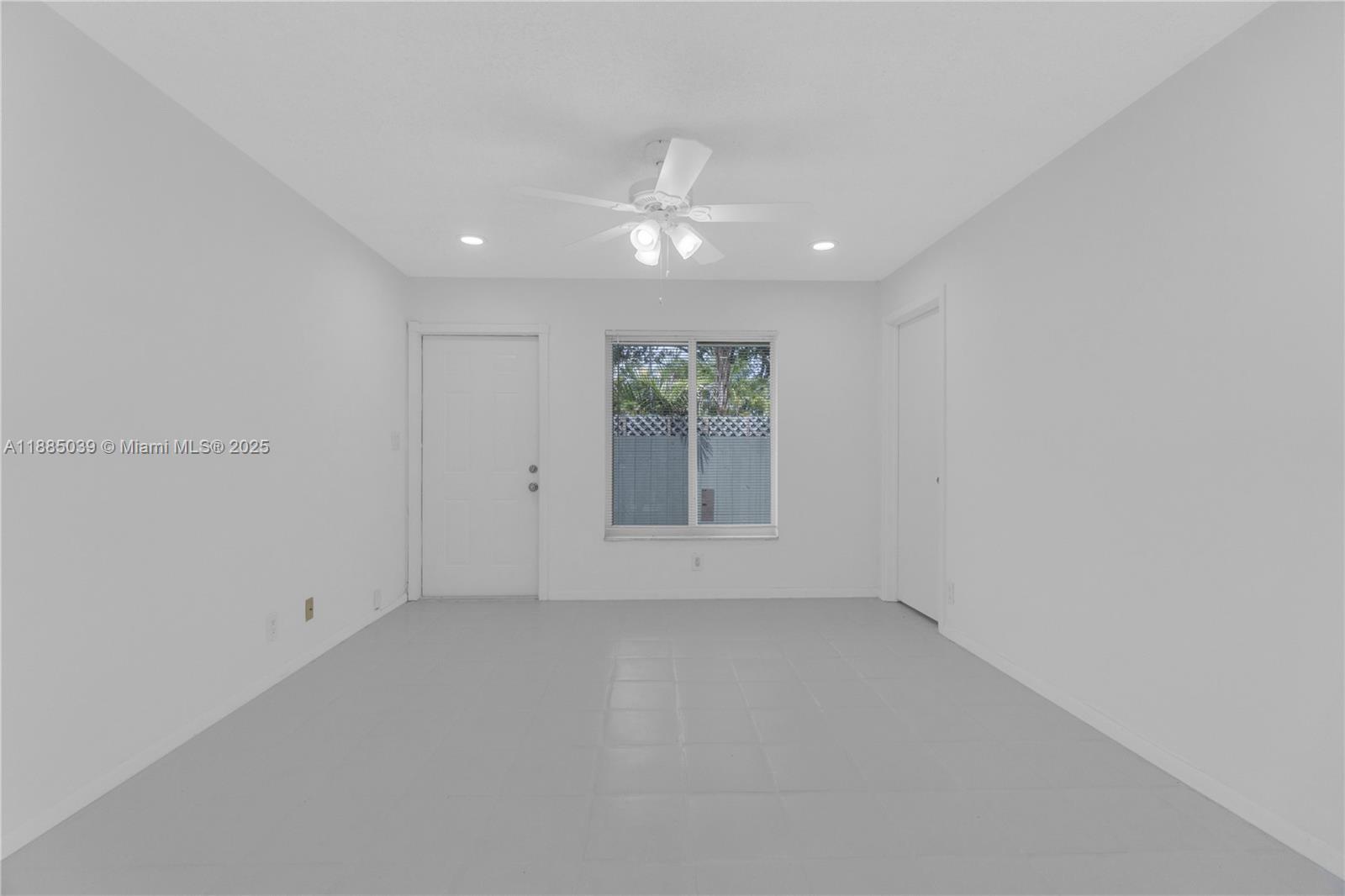 1428 NE 2nd Ave # 2