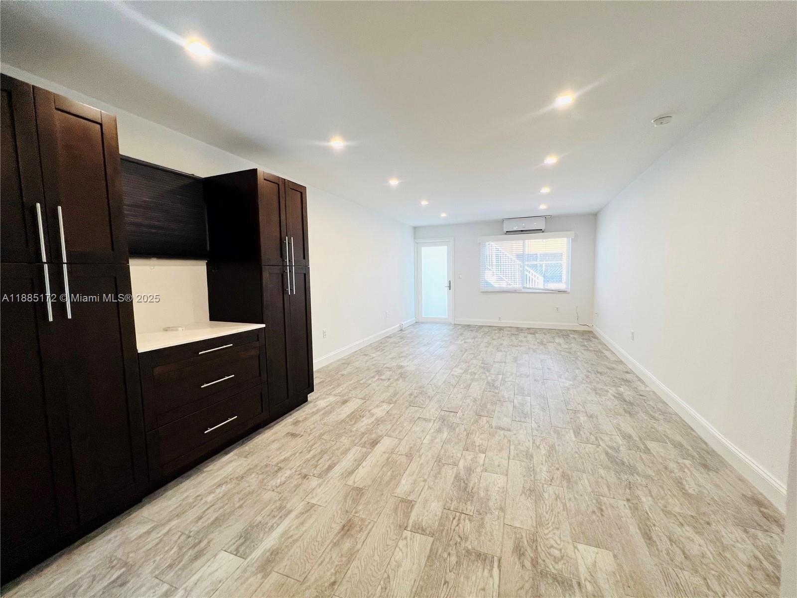 644 Meridian Ave # 6