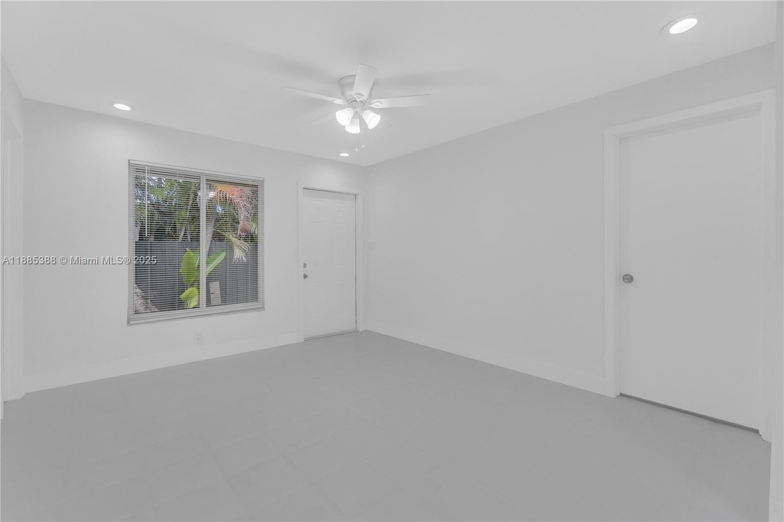 1428 NE 2nd Ave # 1