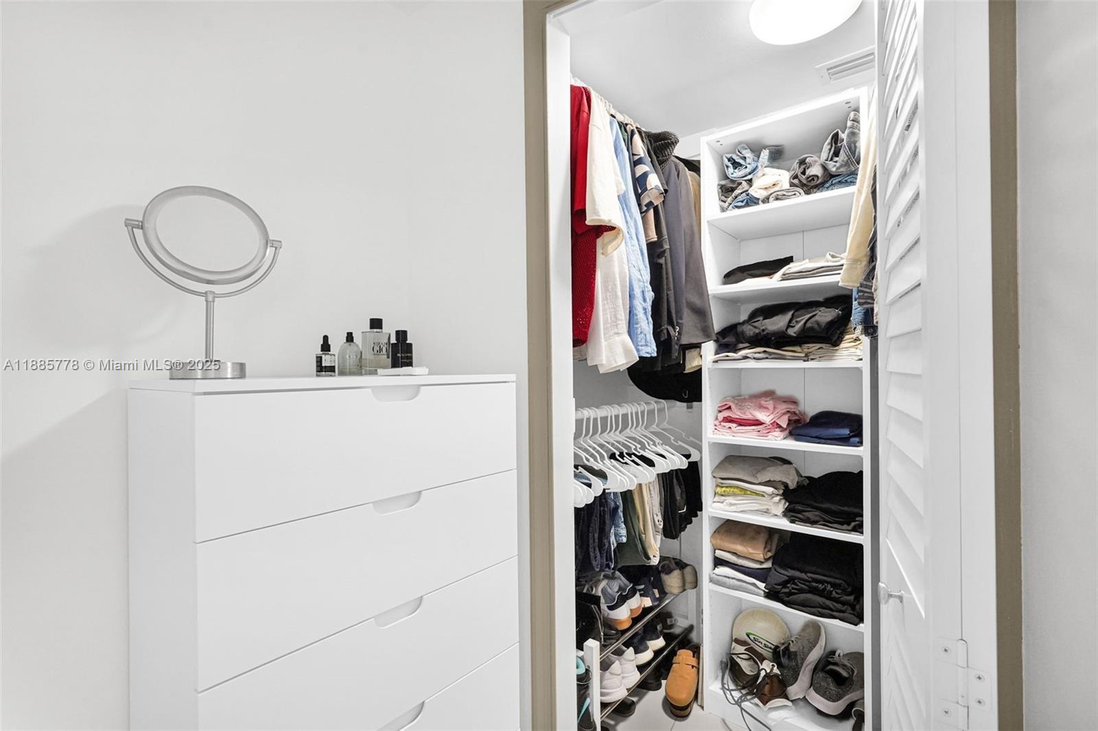 1750 N Bayshore Dr # 3708