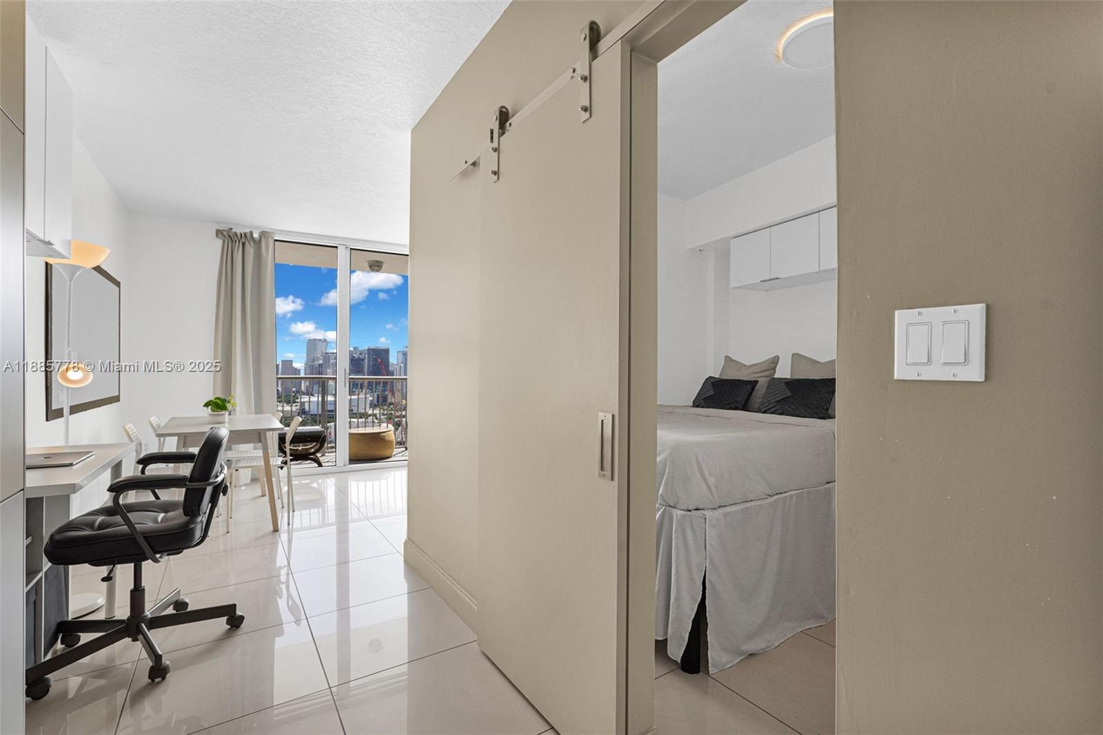 1750 N Bayshore Dr # 3708