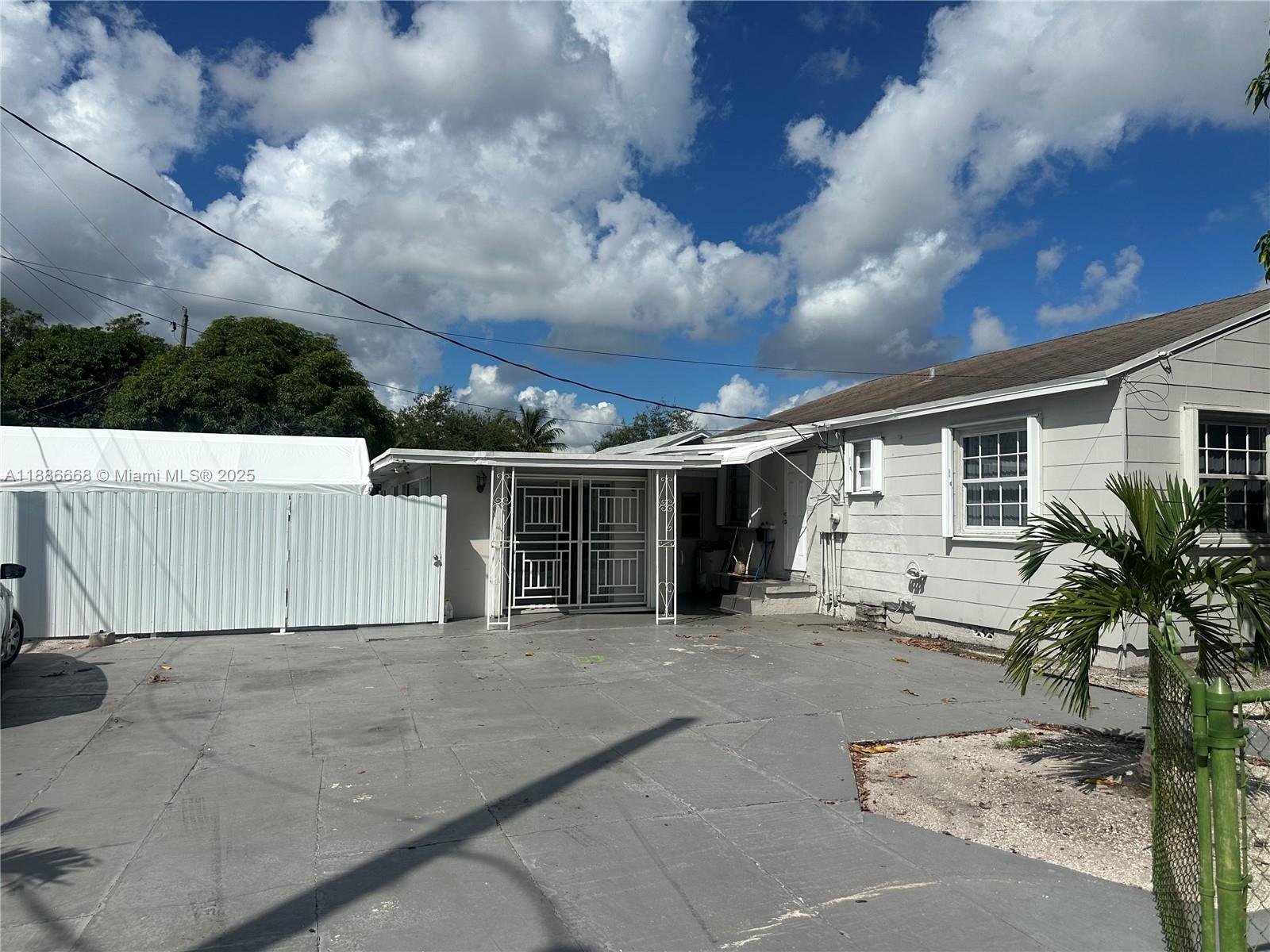 3500 NW 12th St
