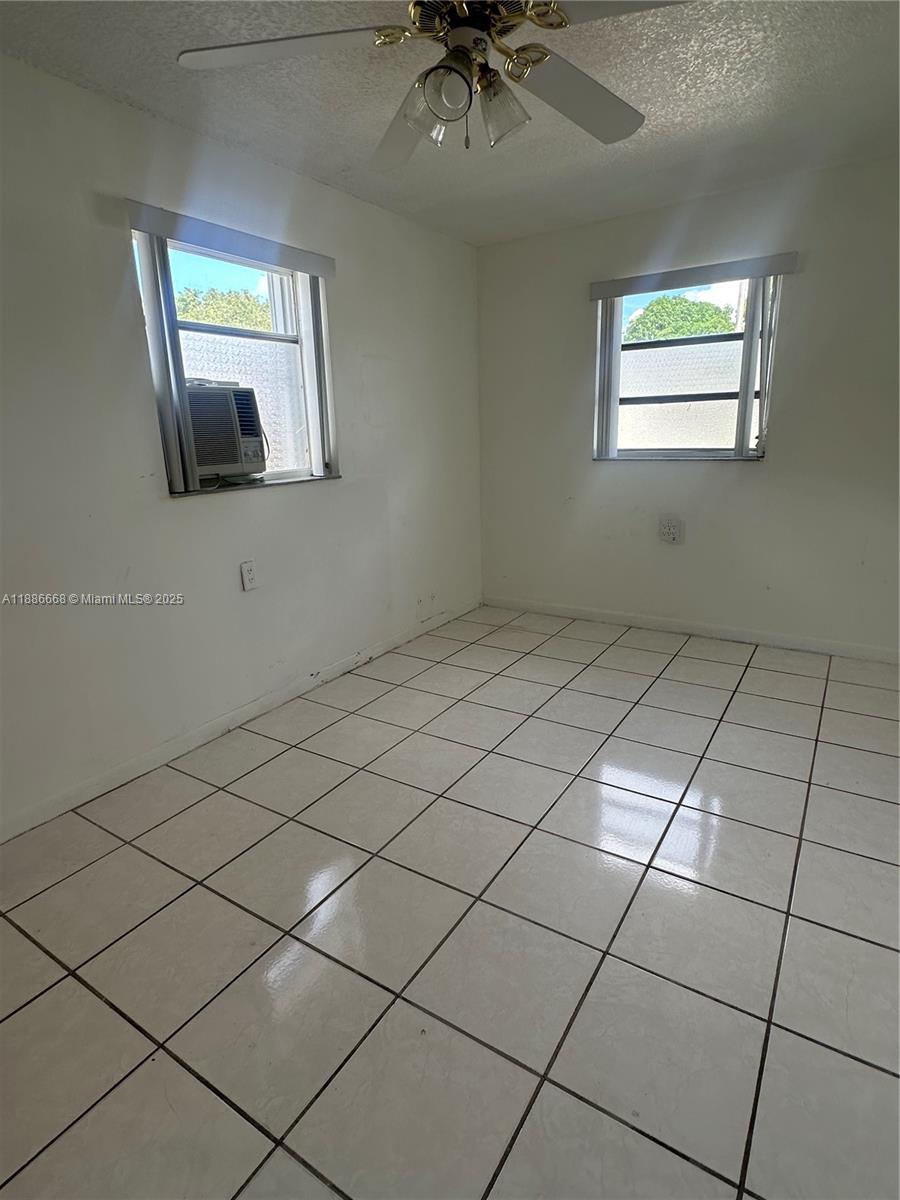 3500 NW 12th St