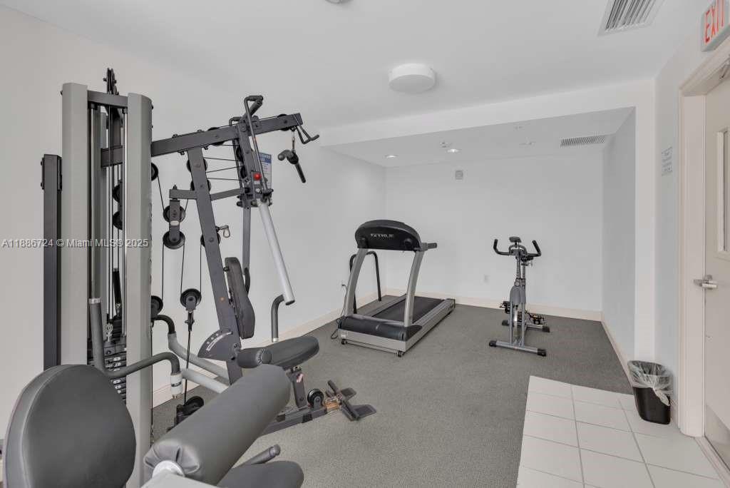 2701 SW 3rd Ave # 702