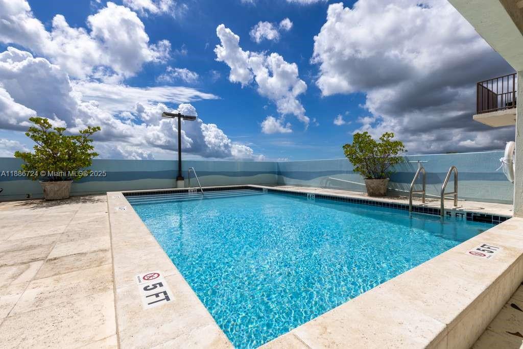 2701 SW 3rd Ave # 702