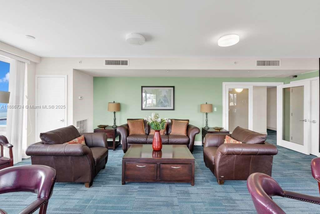 2701 SW 3rd Ave # 702