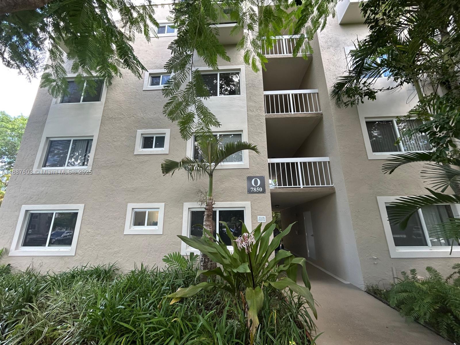 7850 Camino Real # 318 Unit: O-318