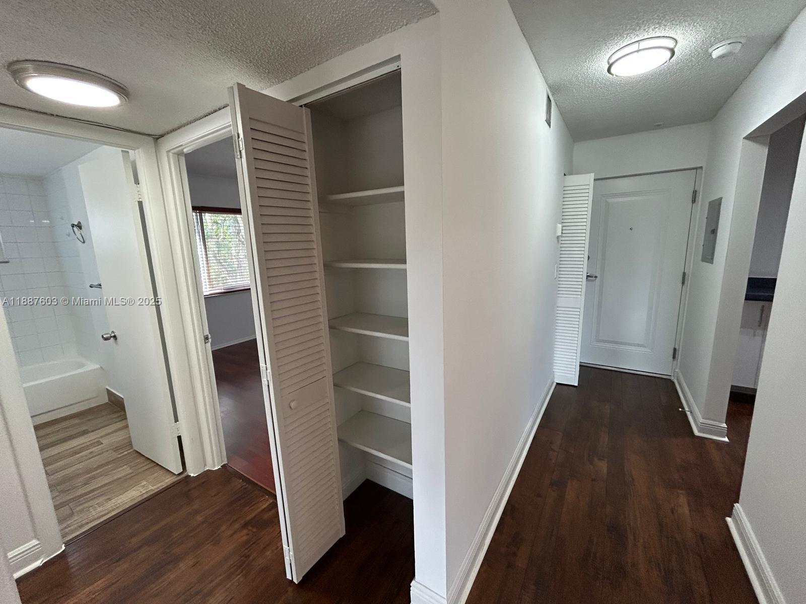 7850 Camino Real # 318 Unit: O-318