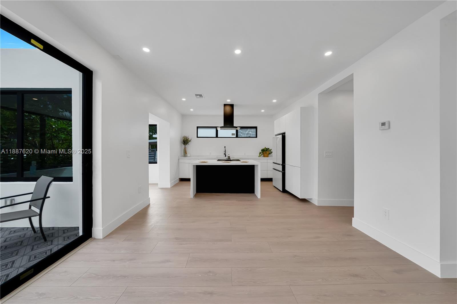 1370 SW 5th St
