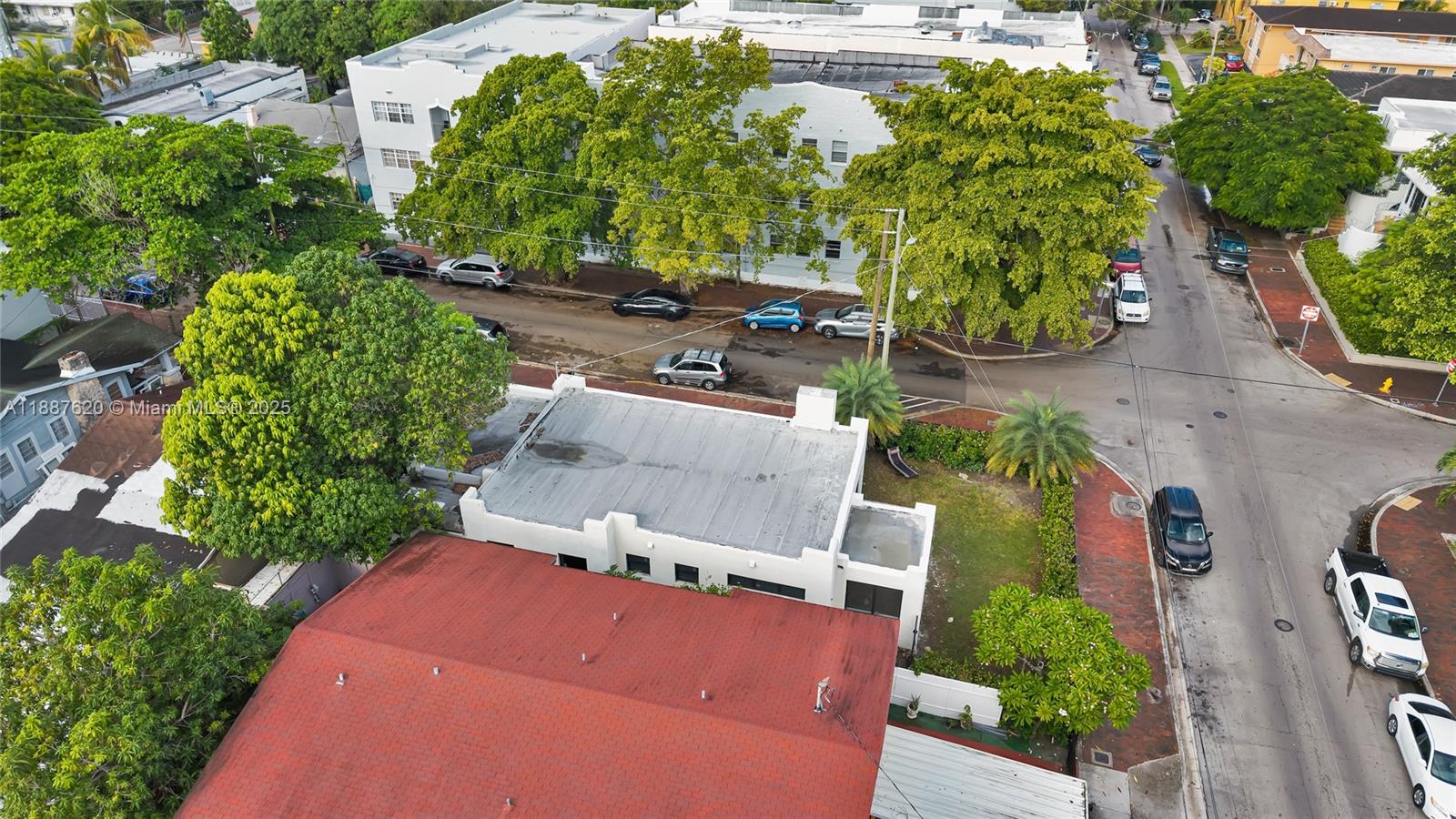 1370 SW 5th St