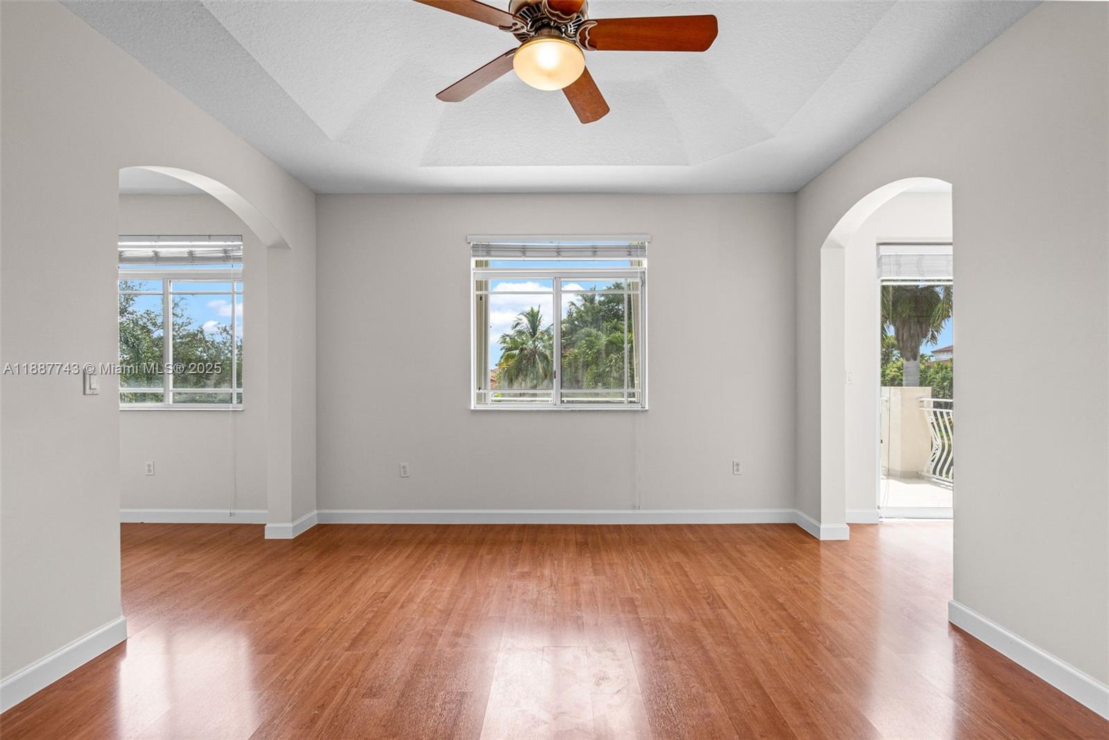 6423 SW 162nd Path, Miami