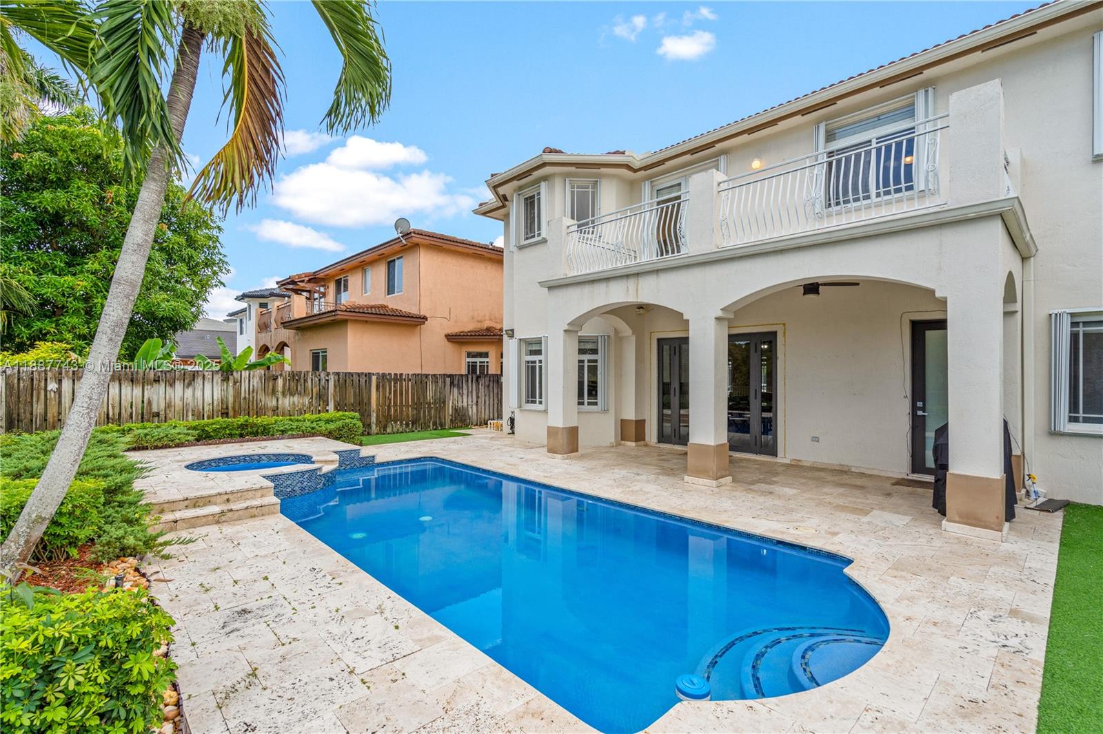 6423 SW 162nd Path, Miami