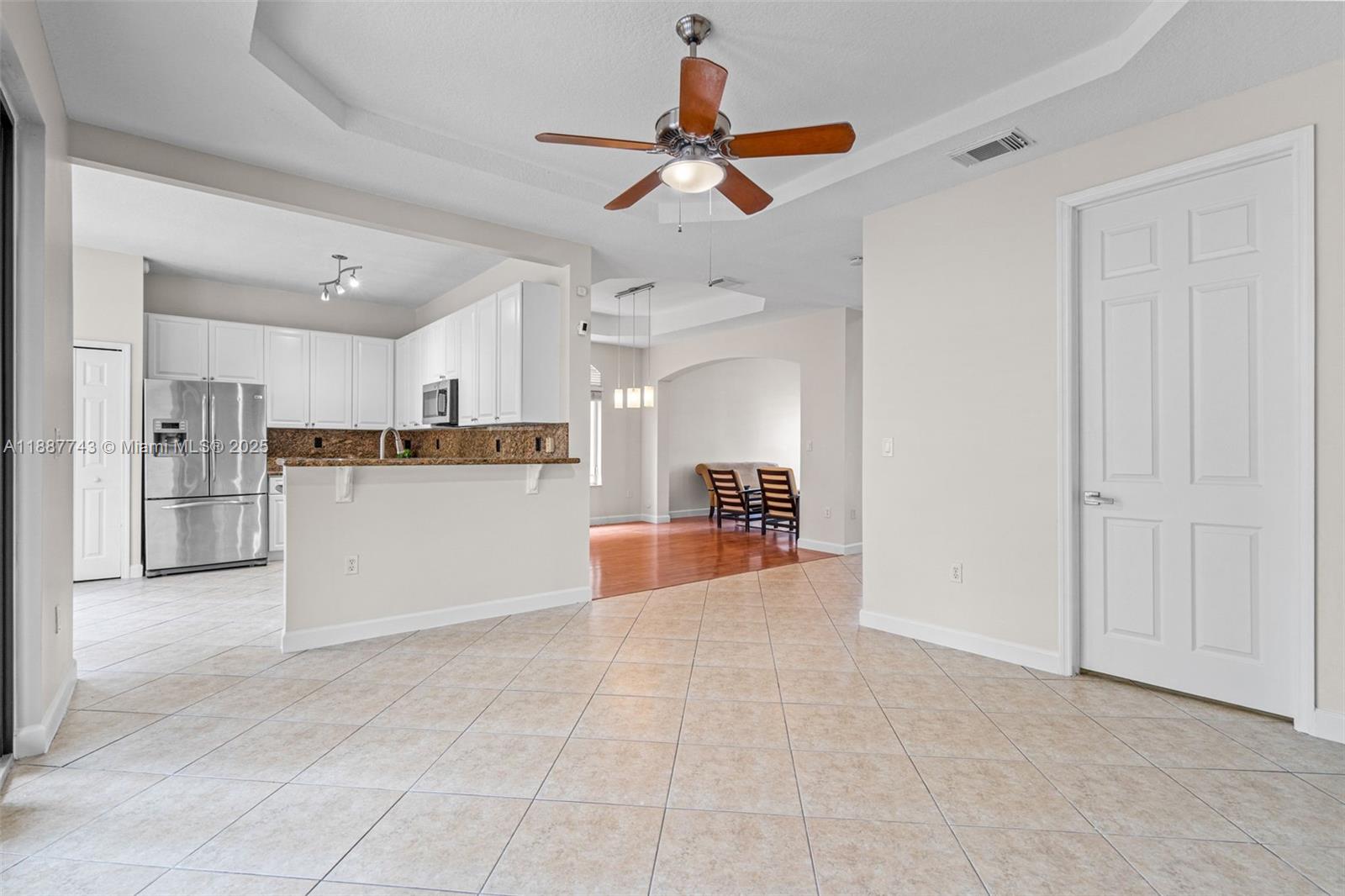 6423 SW 162nd Path, Miami