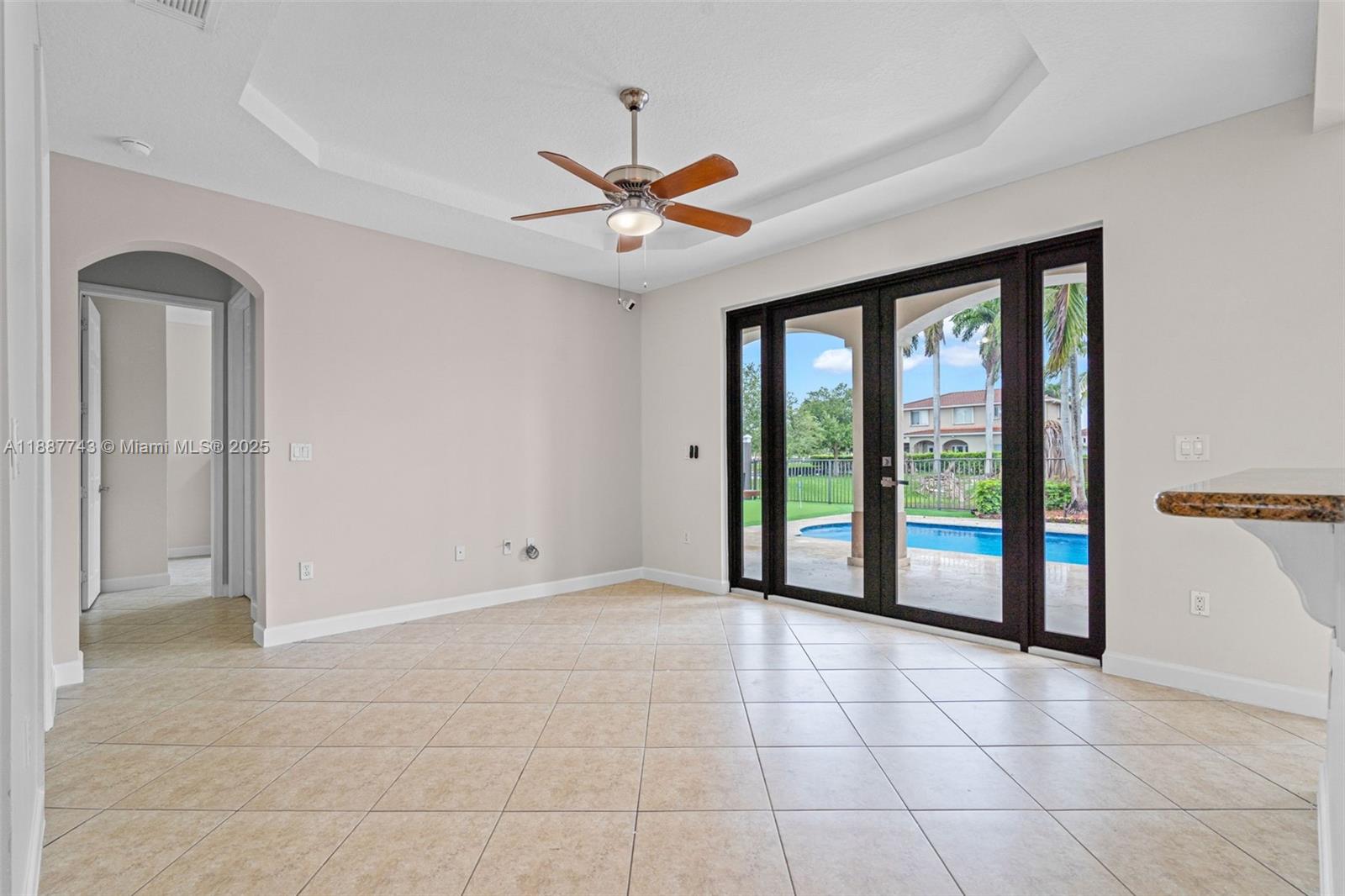 6423 SW 162nd Path, Miami