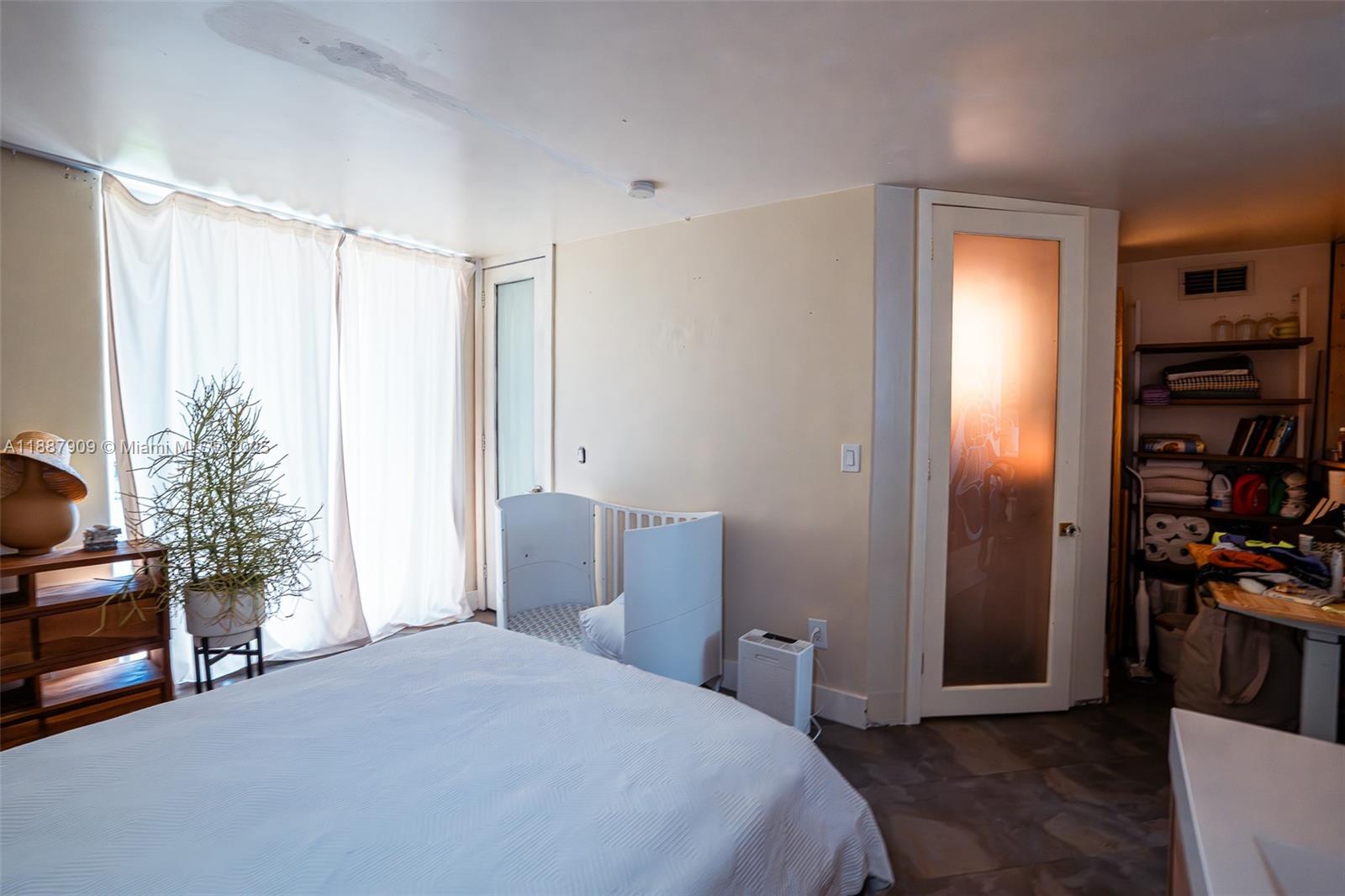 1801 S Treasure Dr # 526