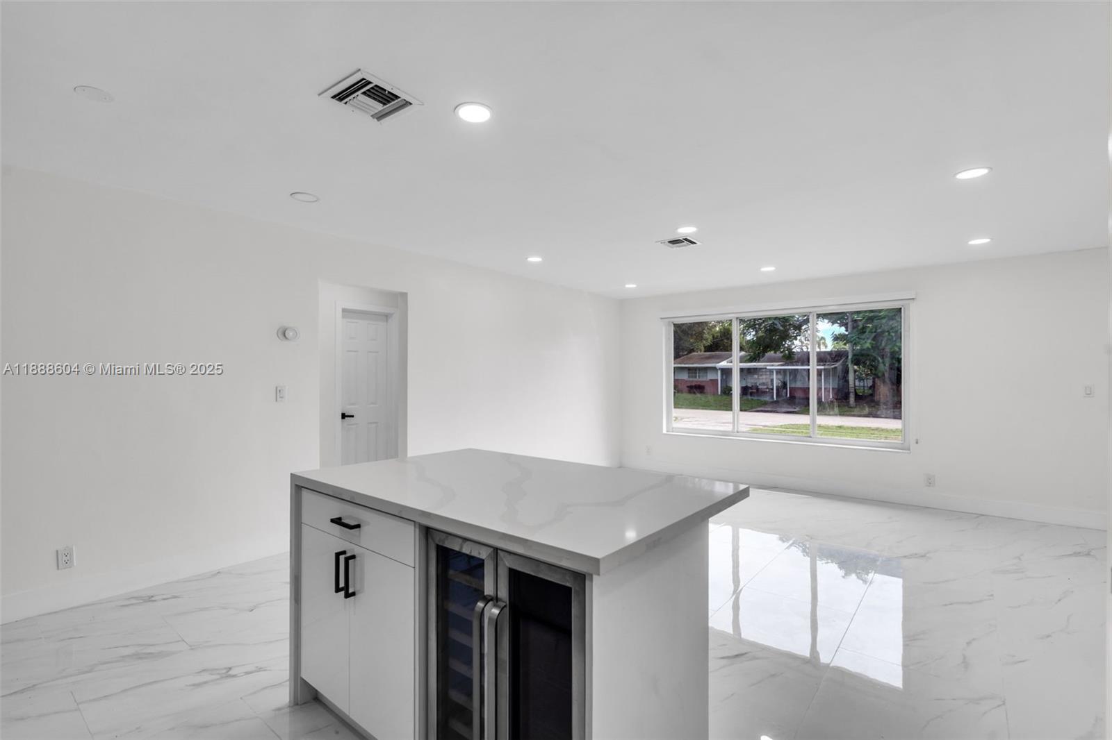 6431 Roosevelt St # 6431