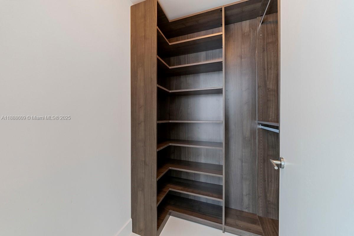 2900 NE 7 Ave # 3605