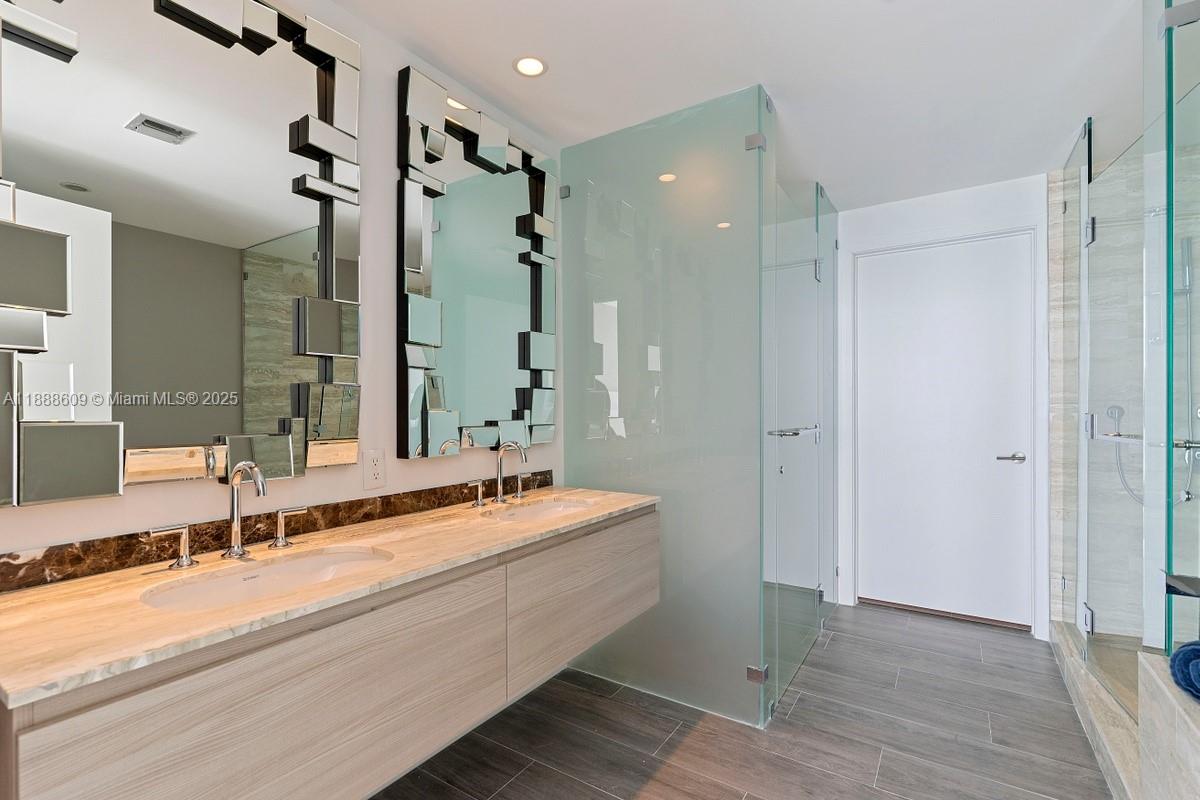 2900 NE 7 Ave # 3605