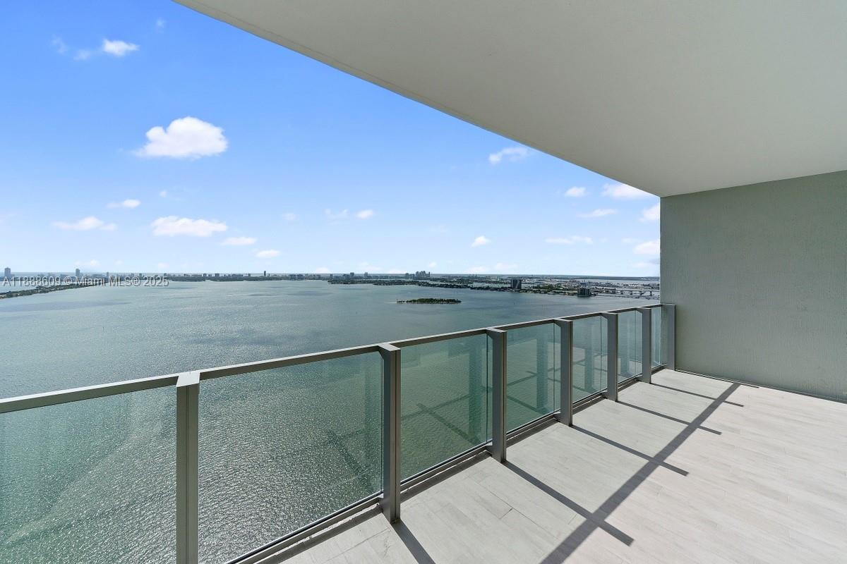 2900 NE 7 Ave # 3605