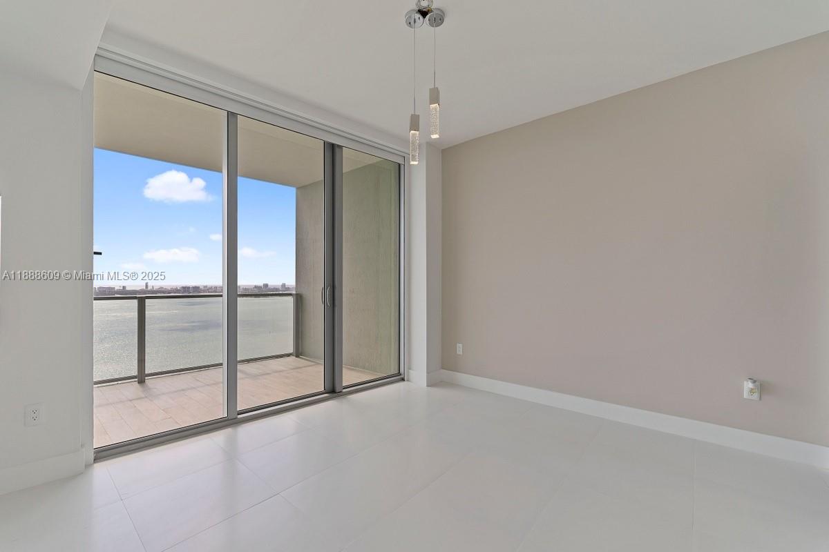 2900 NE 7 Ave # 3605