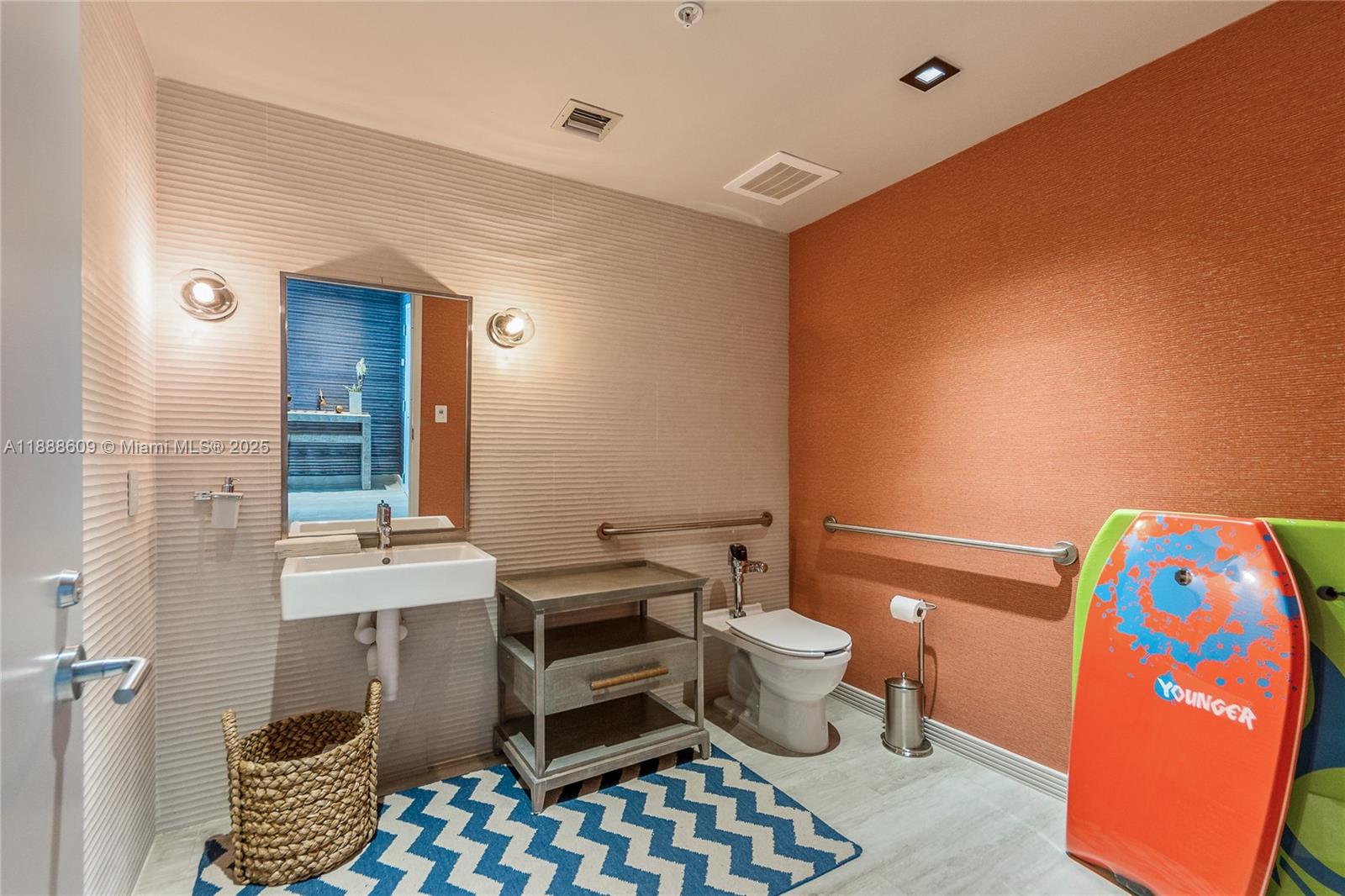 2900 NE 7 Ave # 3605