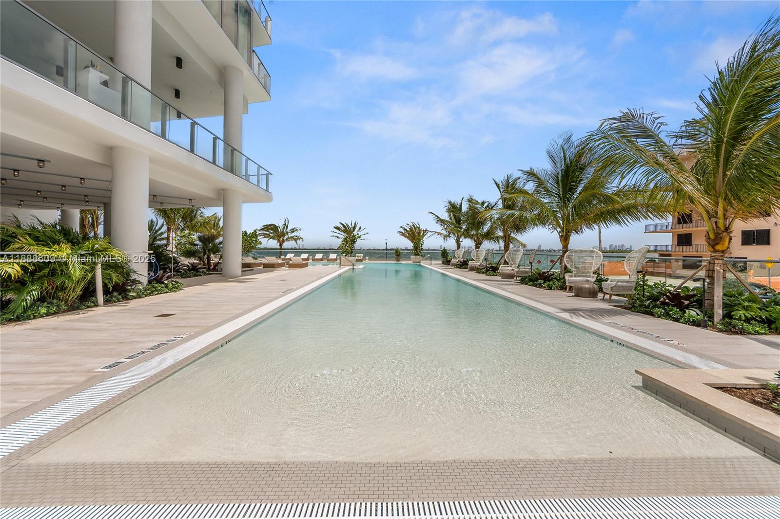 2900 NE 7 Ave # 3605