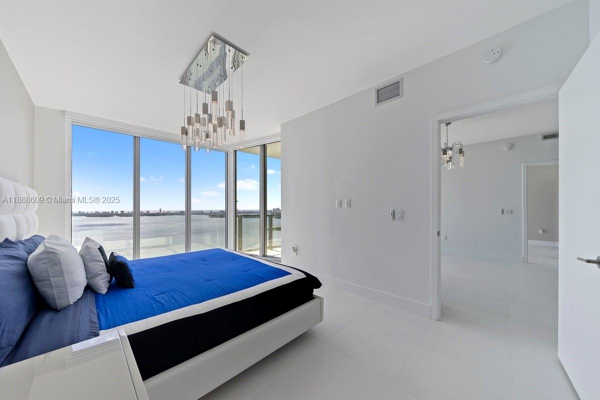 2900 NE 7 Ave # 3605