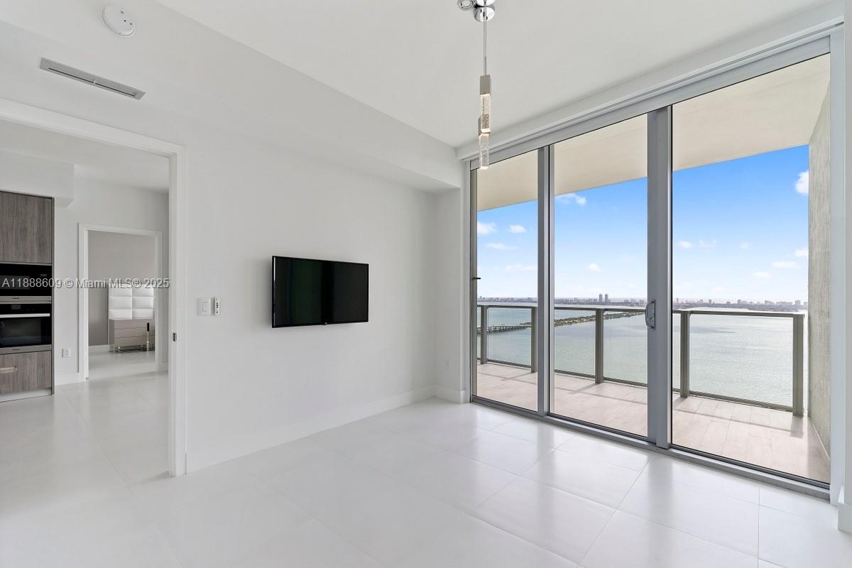 2900 NE 7 Ave # 3605