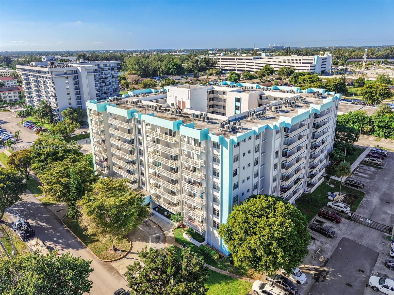 15600 NW 7th Ave # 306