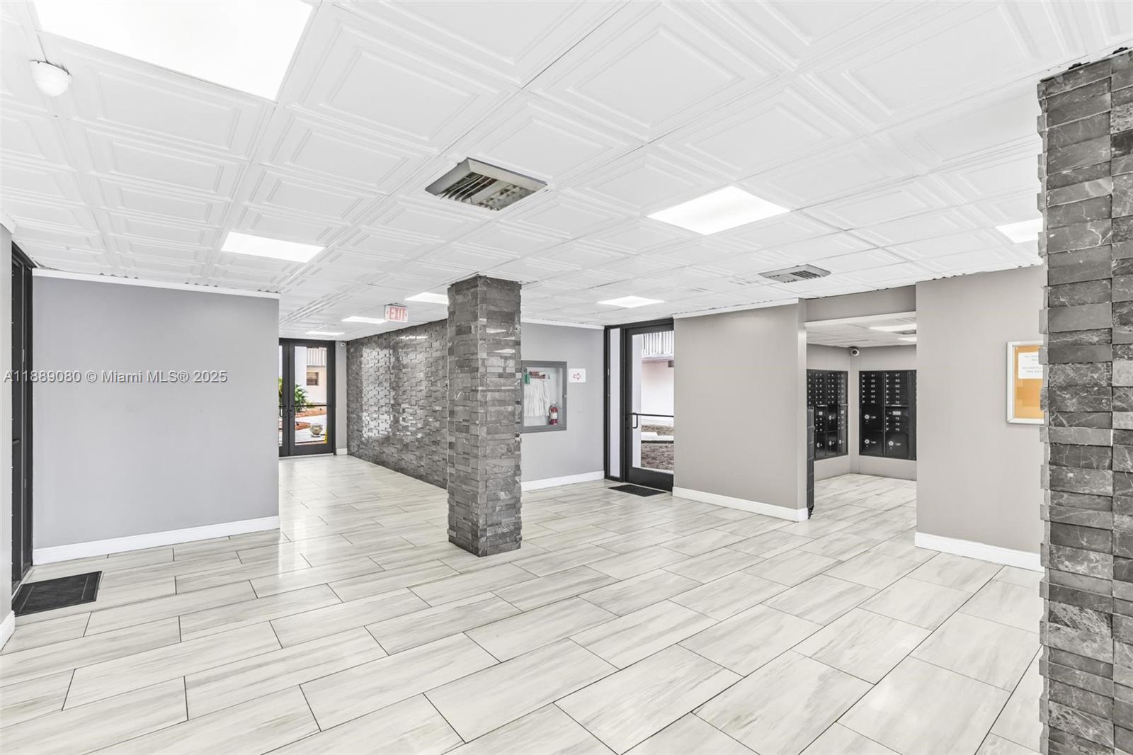 15600 NW 7th Ave # 306