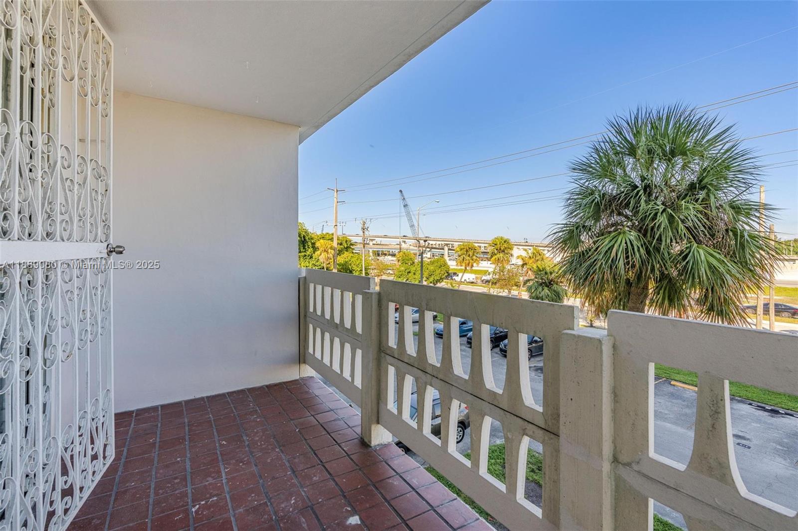 15600 NW 7th Ave # 306