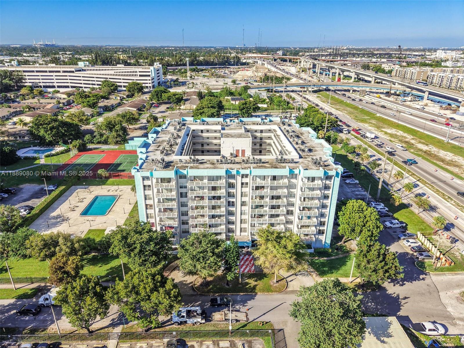 15600 NW 7th Ave # 306