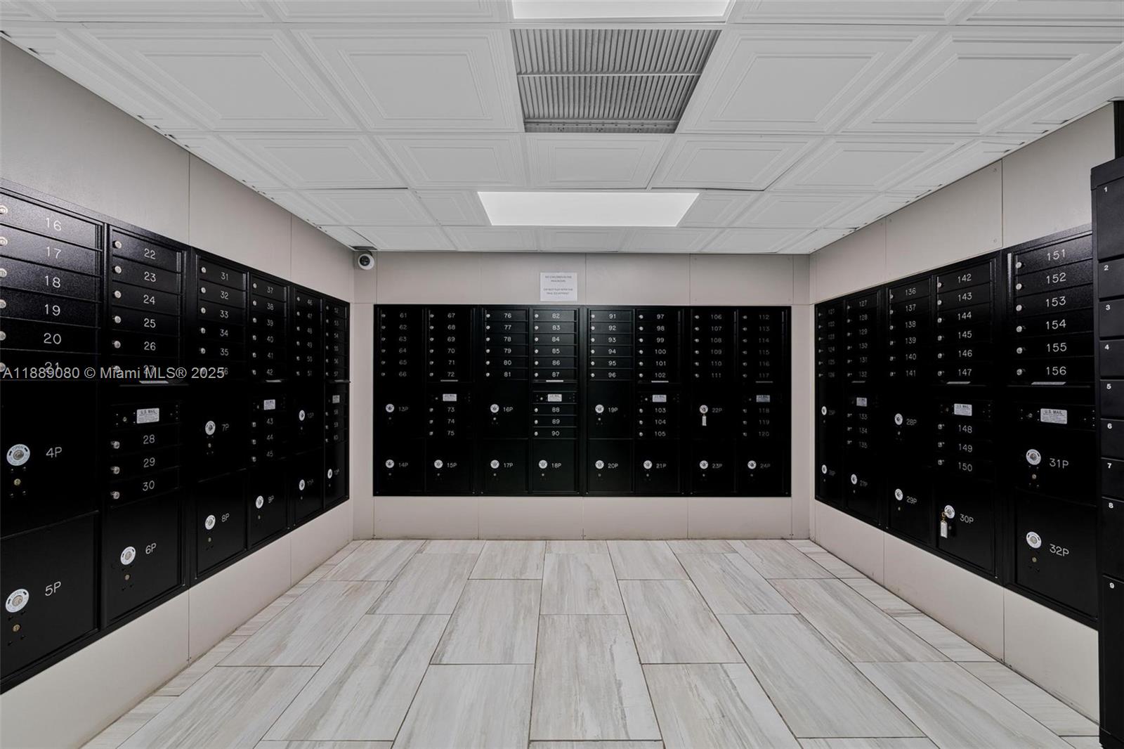 15600 NW 7th Ave # 306