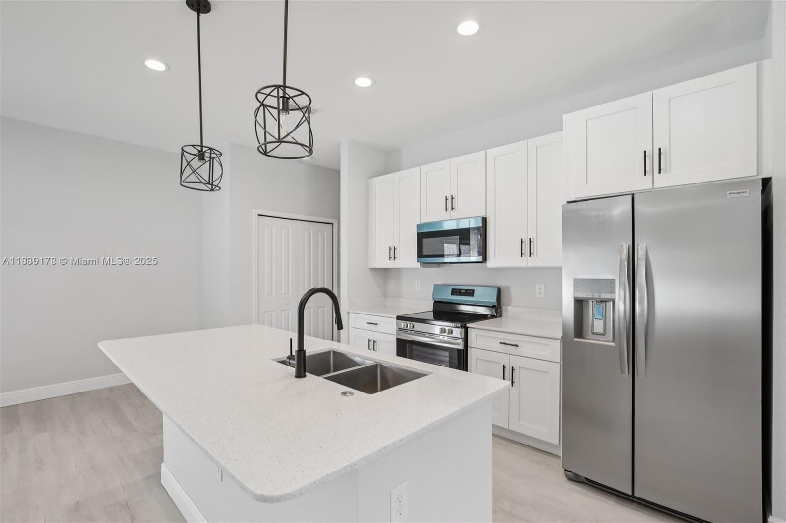 11992 Atoll Ave Unit: .