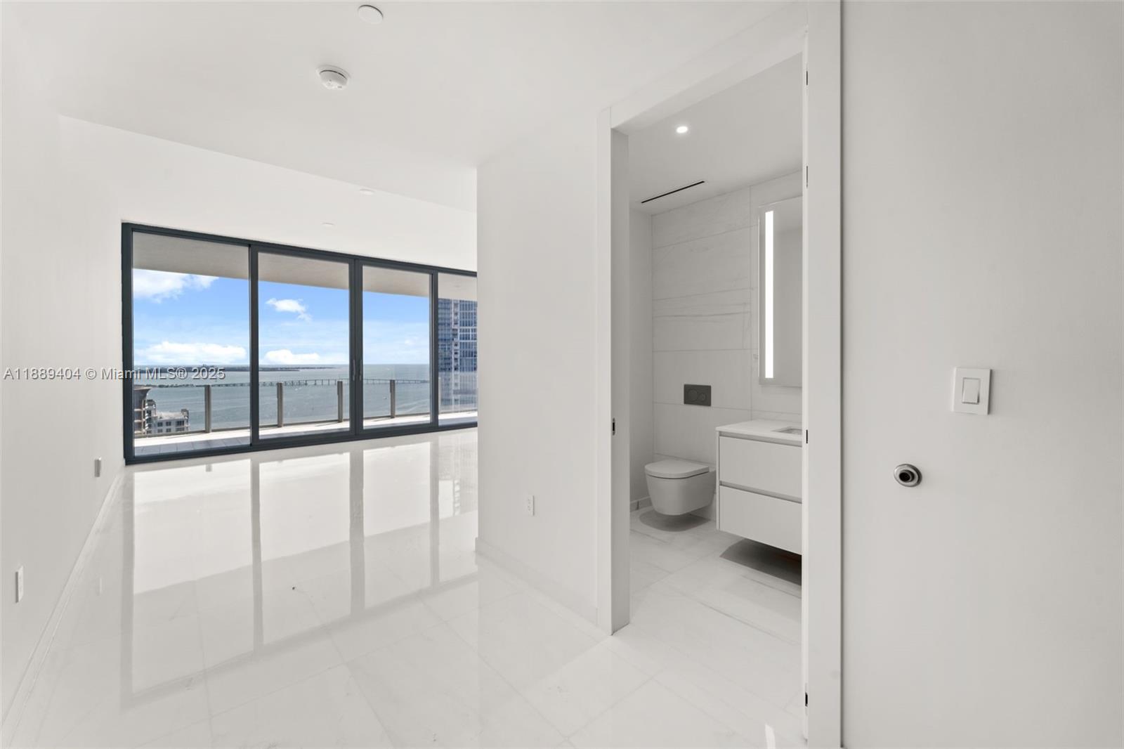 300 Biscayne Way Blvd # 3602E